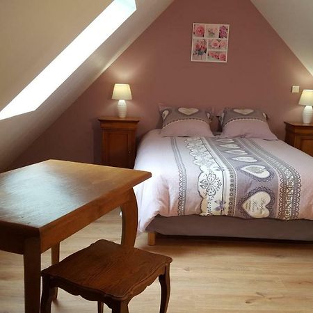 Petiville  Vacation Home On Rue Du Marais 5 מראה חיצוני תמונה